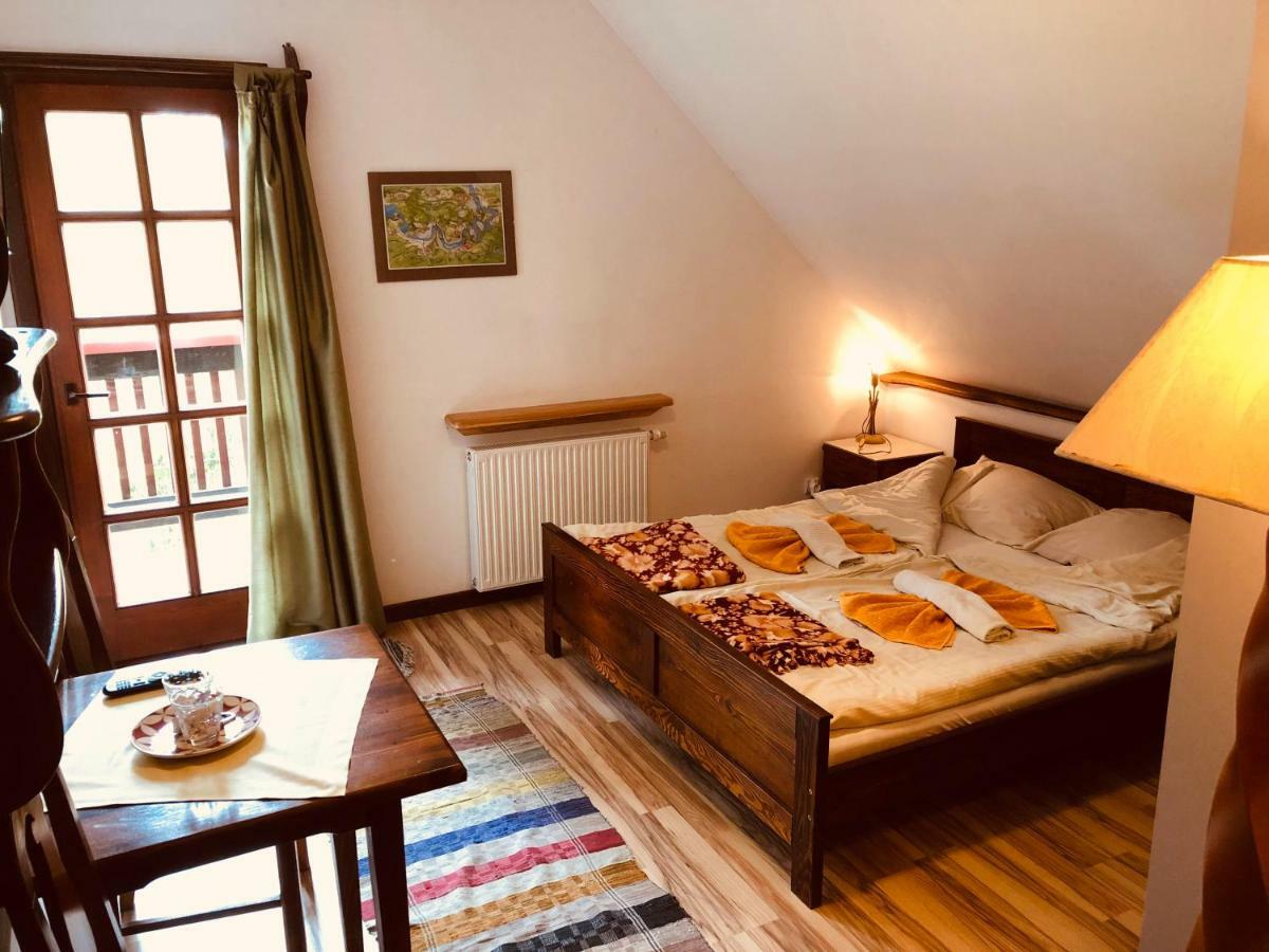 Gosciniec Pod Smrekami Bed and Breakfast Czorsztyn Εξωτερικό φωτογραφία